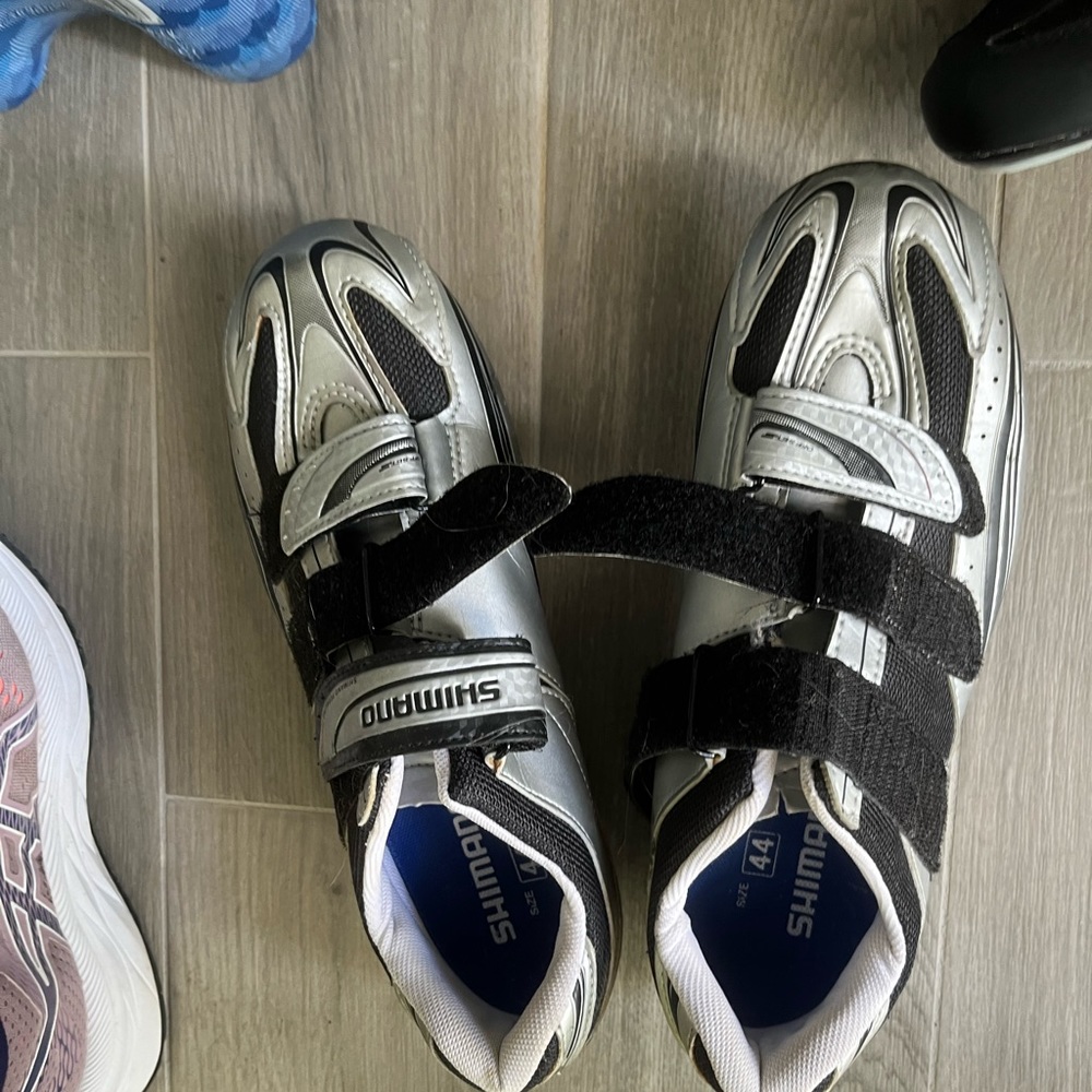 Bike shoes 44